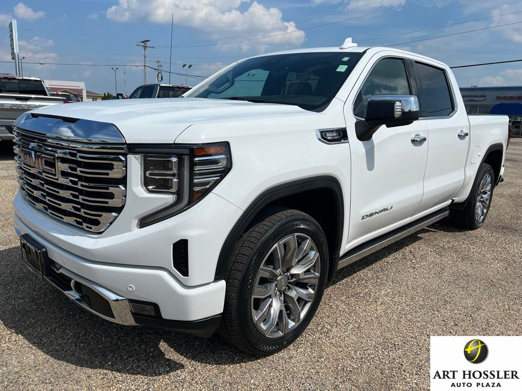 2023 GMC Sierra 1500 Denali Crew Cab 4WD