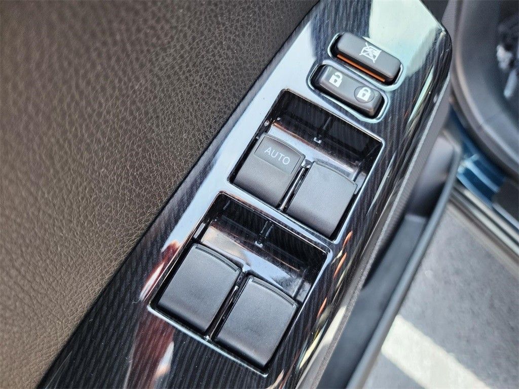 Used 2017 Blue Toyota SE image 28