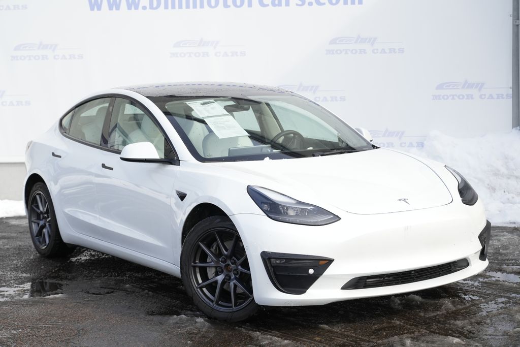2022 Tesla Model 3 Long Range AWD