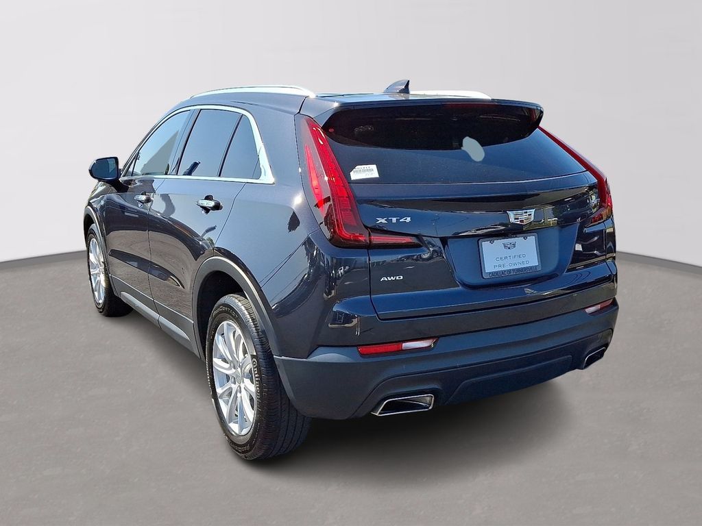 Thumbnail: 2023 Cadillac XT4 - 4
