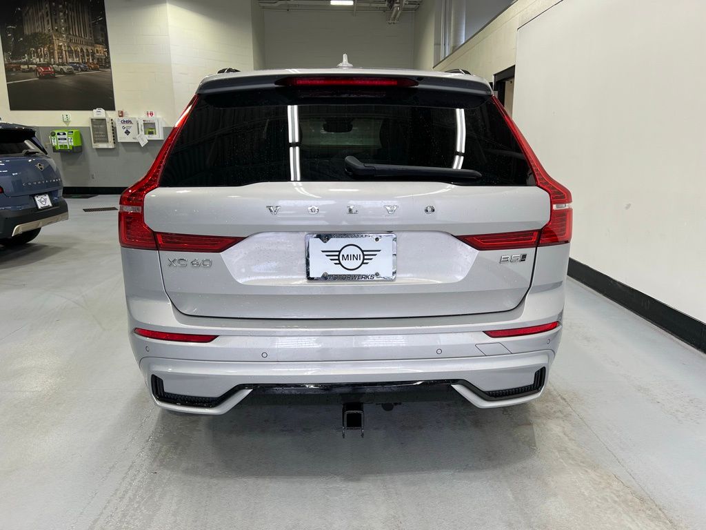 2023 Volvo XC60 B5 Plus 4