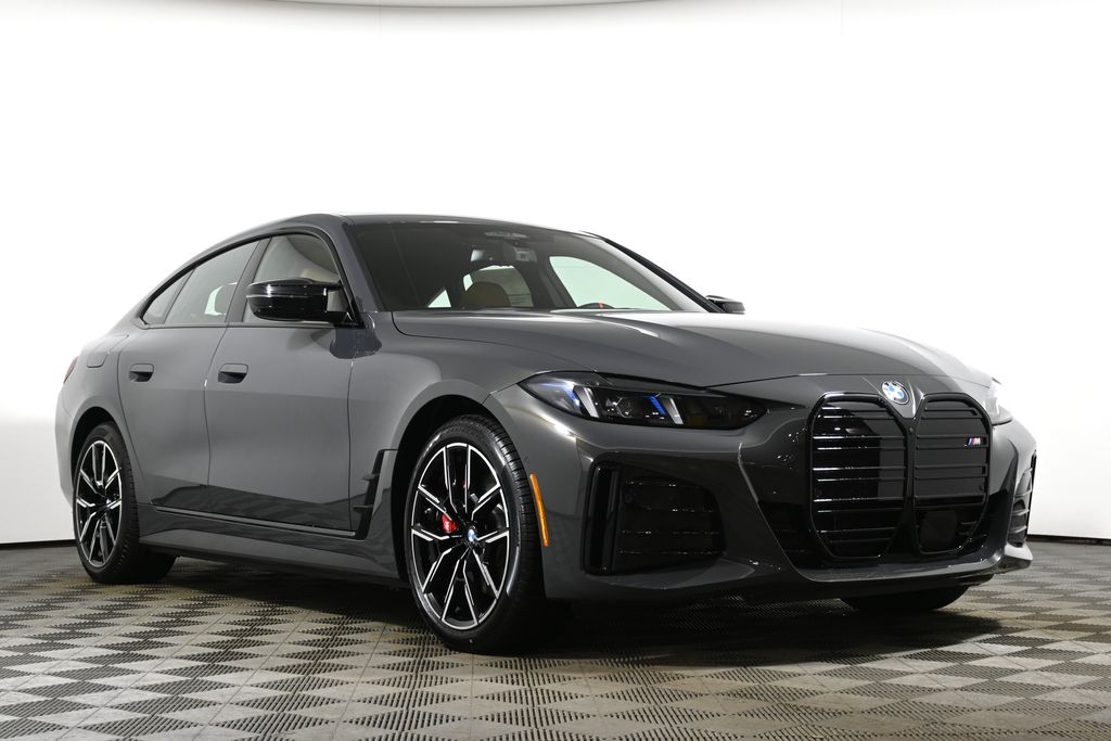 Thumbnail: 2026 BMW i4 - 9