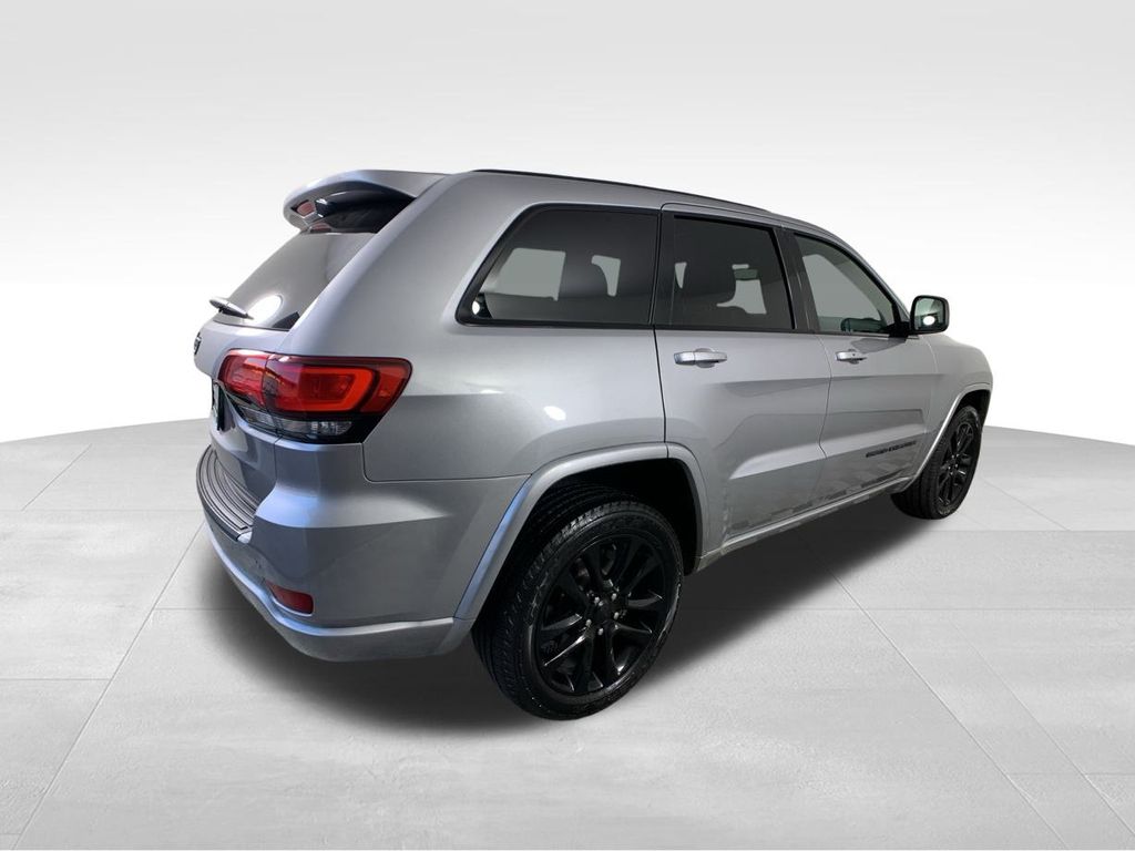 2020 Jeep Grand Cherokee Altitude 6