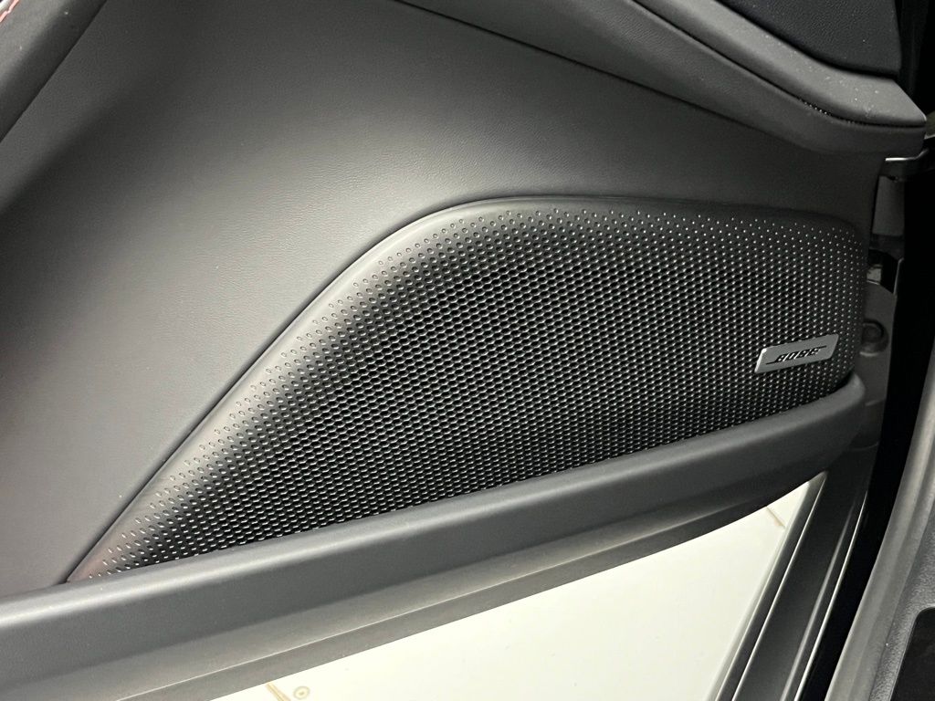 Thumbnail: 2025 Porsche Panamera - 24