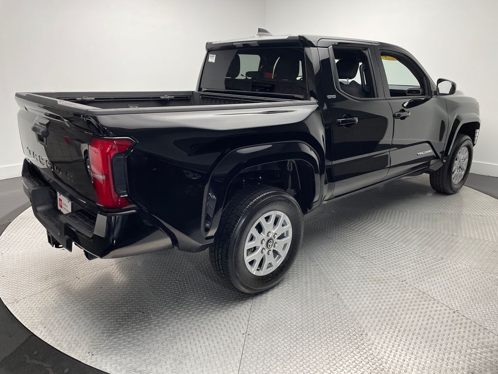 Thumbnail: 2025 Toyota Tacoma - 5
