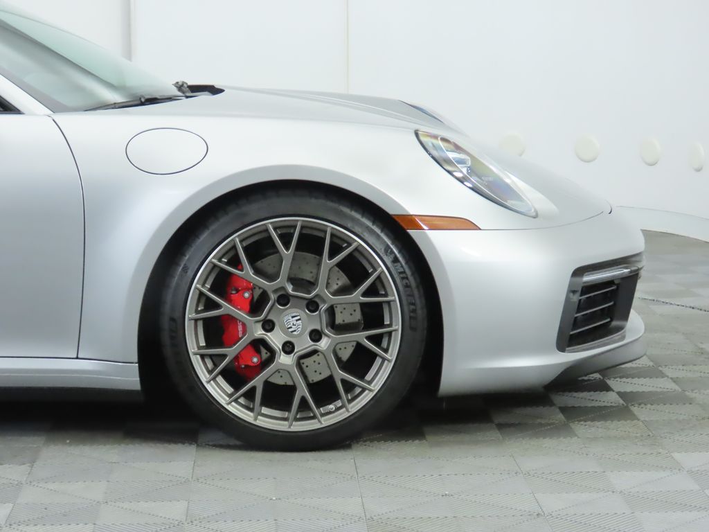Thumbnail: 2024 Porsche 911 - 11