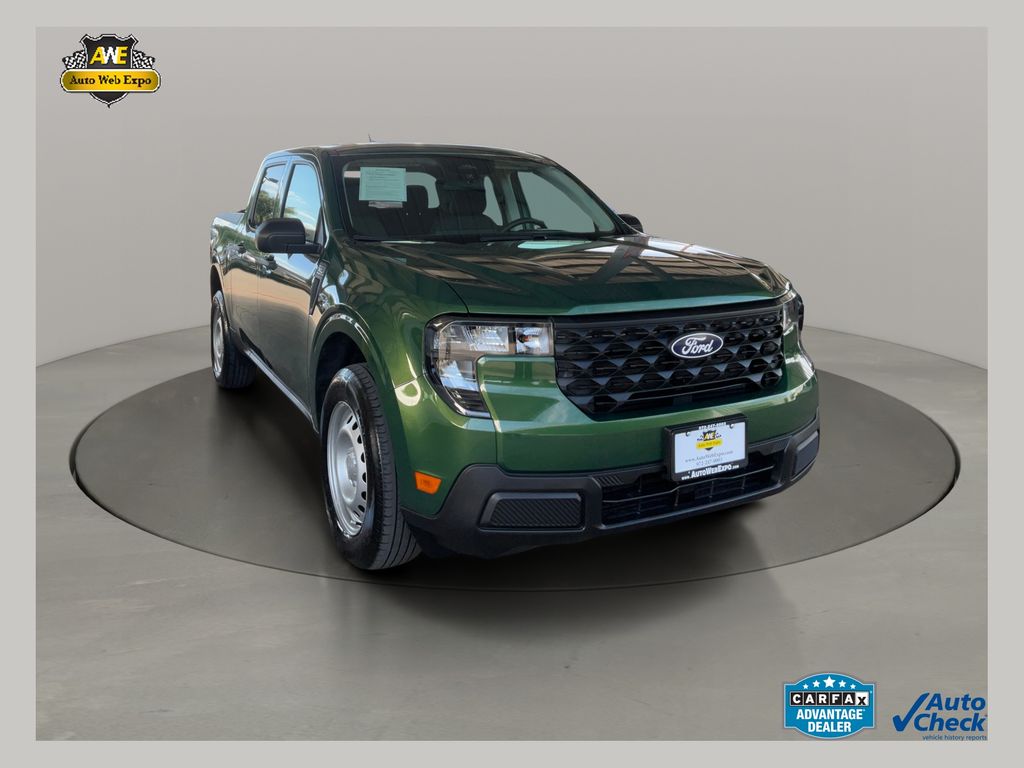Eruption Green 2025 Ford Maverick XL SuperCrew FWD Pickup Truck Front-Wheel Drive Continuously Variable Transmission