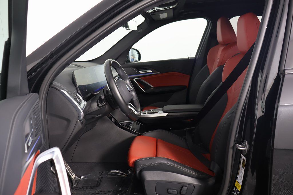 Thumbnail: 2023 BMW X1 - 10