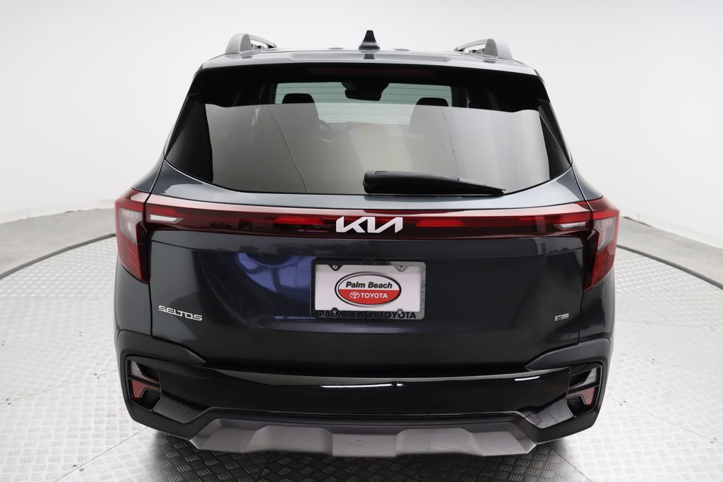 2024 Kia Seltos X-Line 10