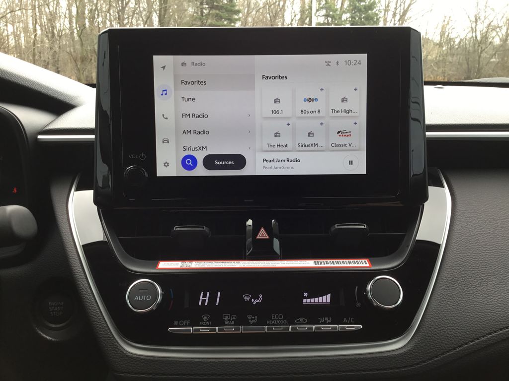 Thumbnail: 2026 Toyota Corolla Cross - 21