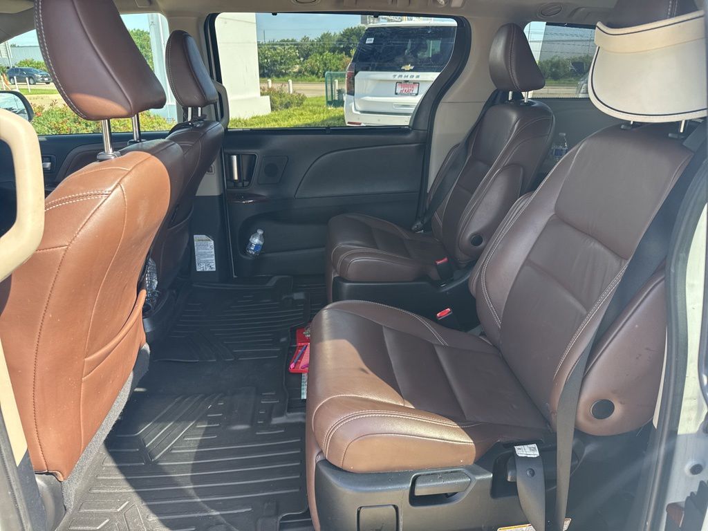 car-gallery-11