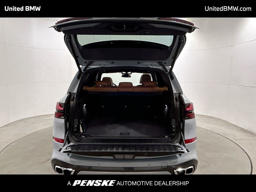 Thumbnail: 2025 BMW X5 - 22