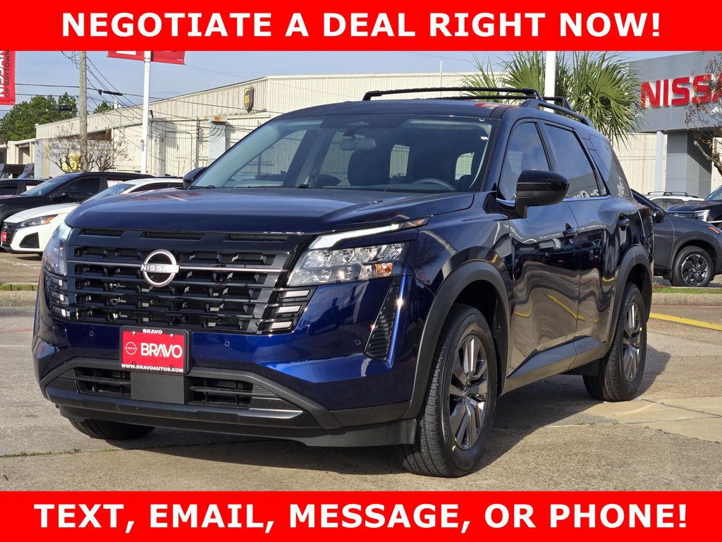 2026 Nissan Pathfinder SV