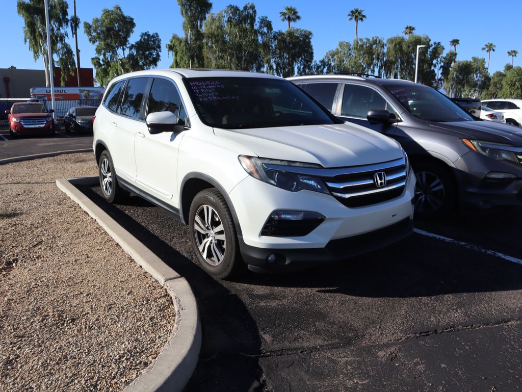 Thumbnail: 2018 Honda Pilot - 3