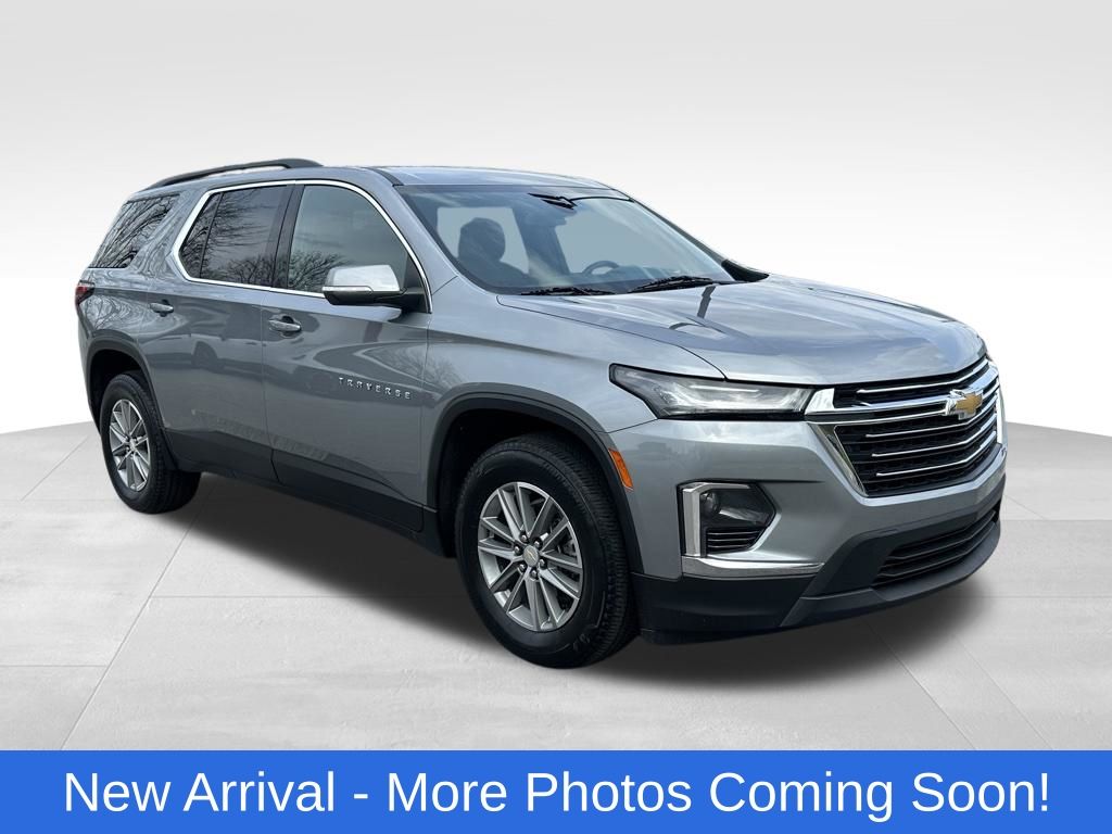 Sterling Gray Metallic 2023 Chevrolet Traverse LT Cloth AWD SUV / Crossover Four-Wheel Drive 9-Speed Automatic