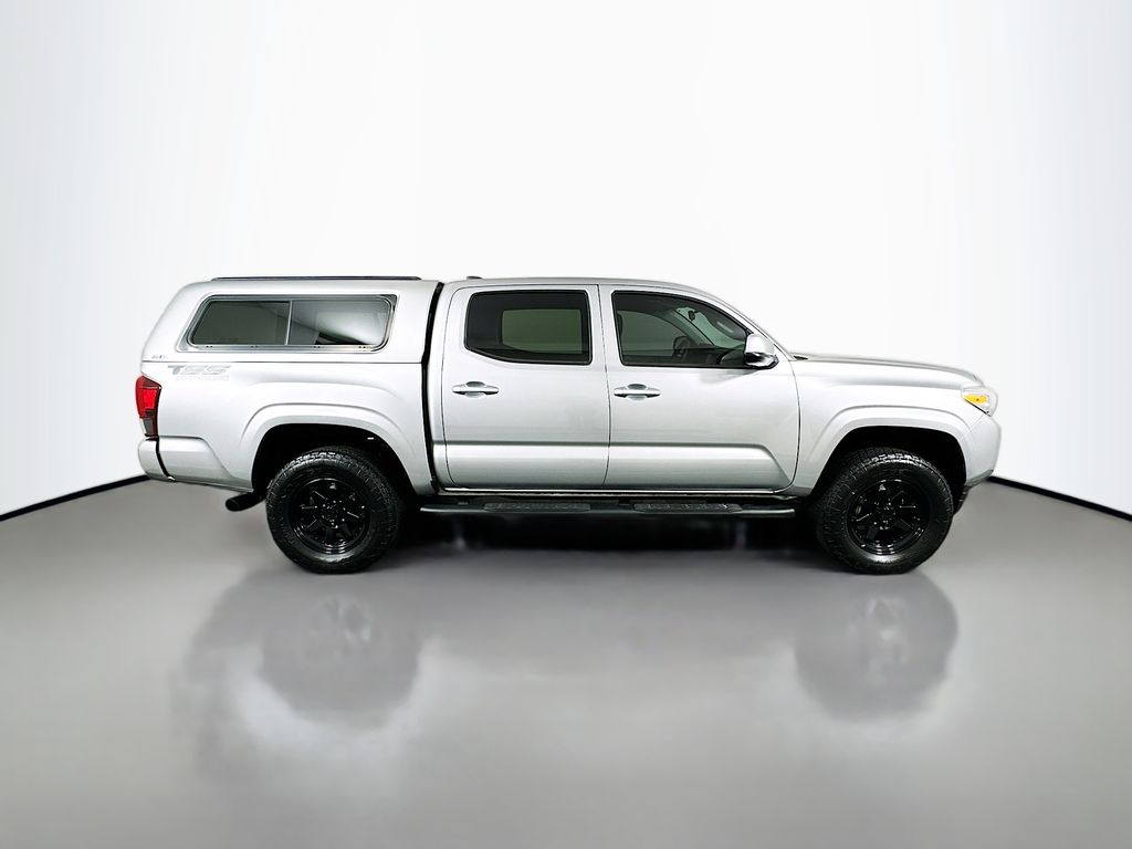Thumbnail: 2023 Toyota Tacoma - 4