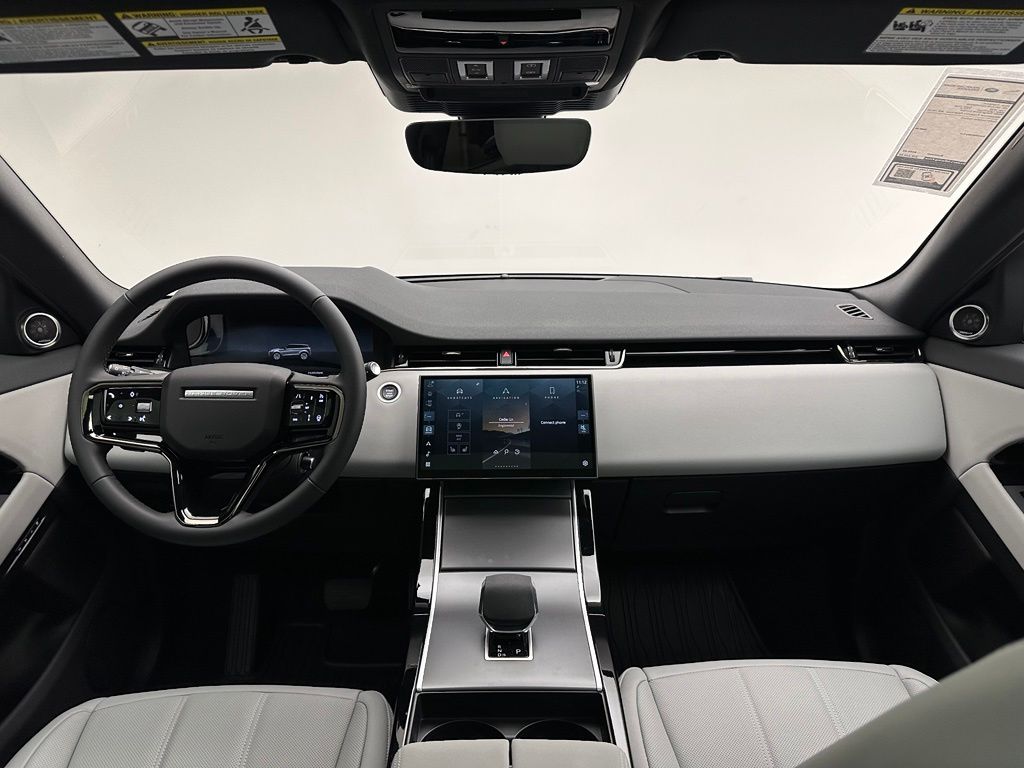 Thumbnail: 2026 Land Rover Range Rover Evoque - 8
