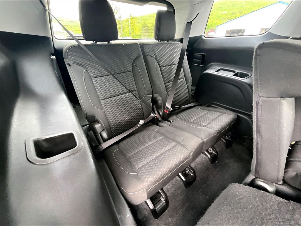 2019 GMC Acadia — photo 17