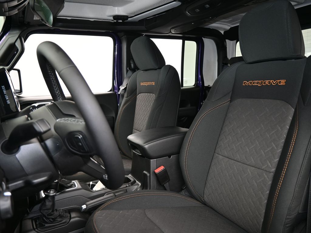 New 2026 reign Jeep Mojave image 10