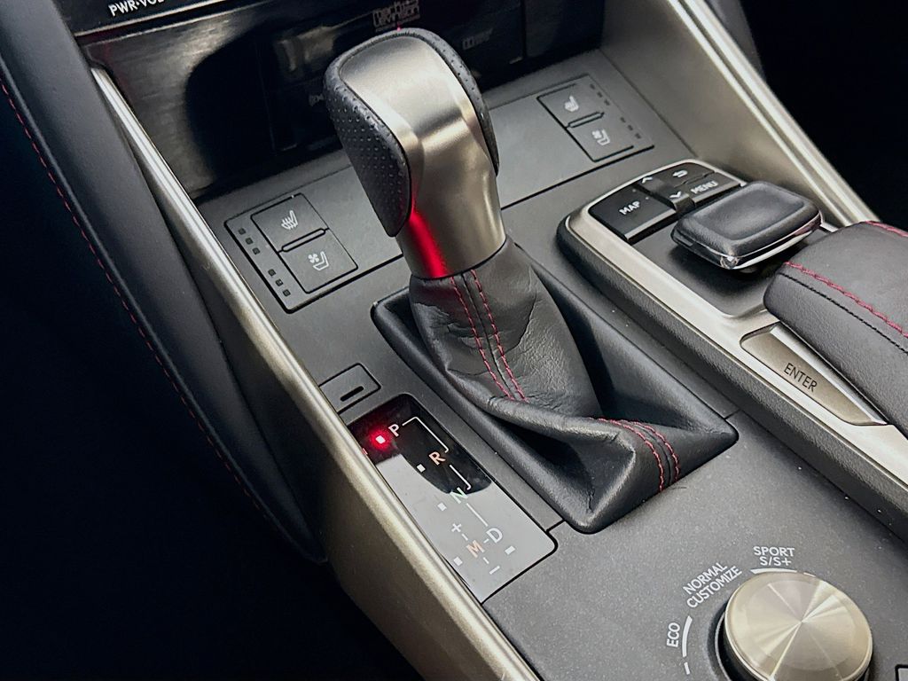 Thumbnail: 2017 Lexus IS - 17