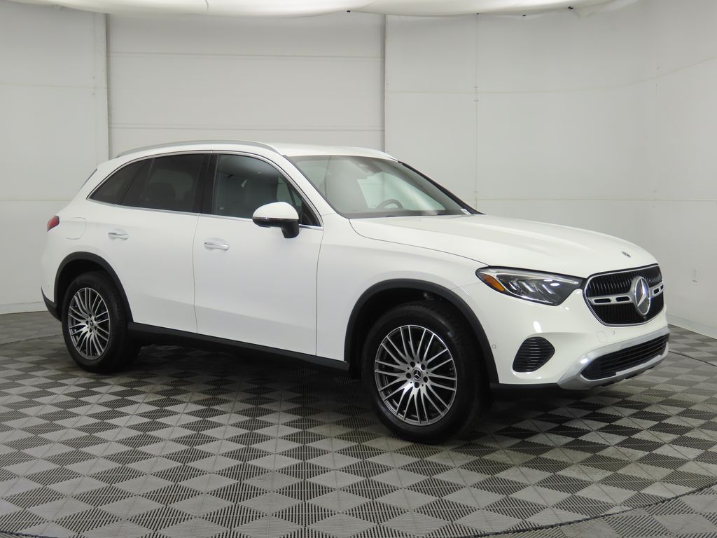 Thumbnail: 2025 Mercedes-Benz GLC - 3