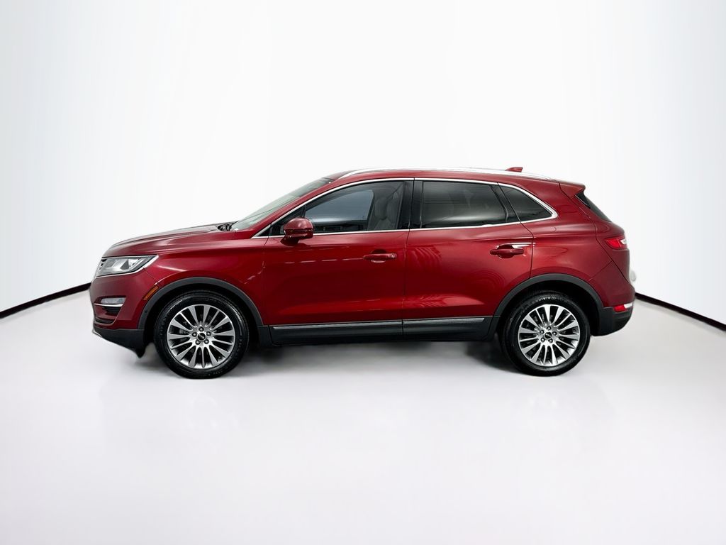 Thumbnail: 2017 Lincoln MKC - 8