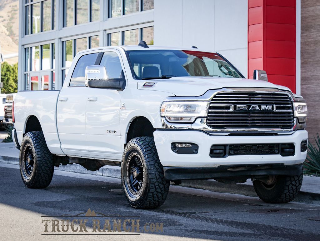  2024 RAM 2500 Laramie Crew Cab 4WD   