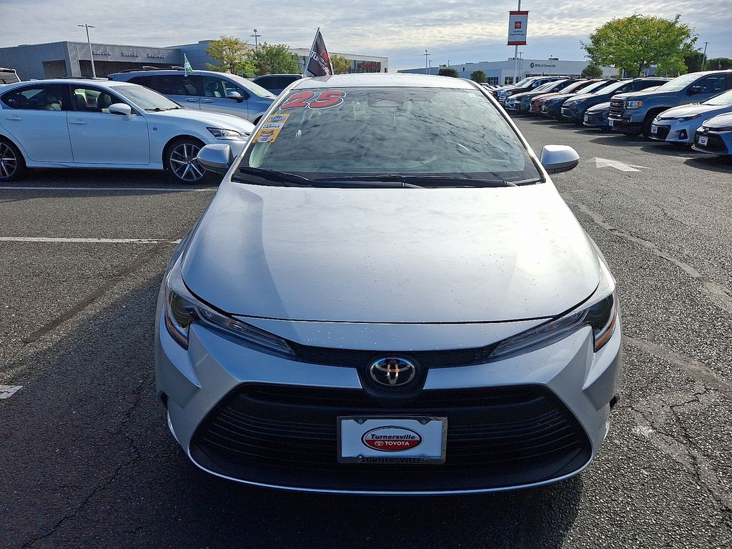 Thumbnail: 2025 Toyota Corolla - 2