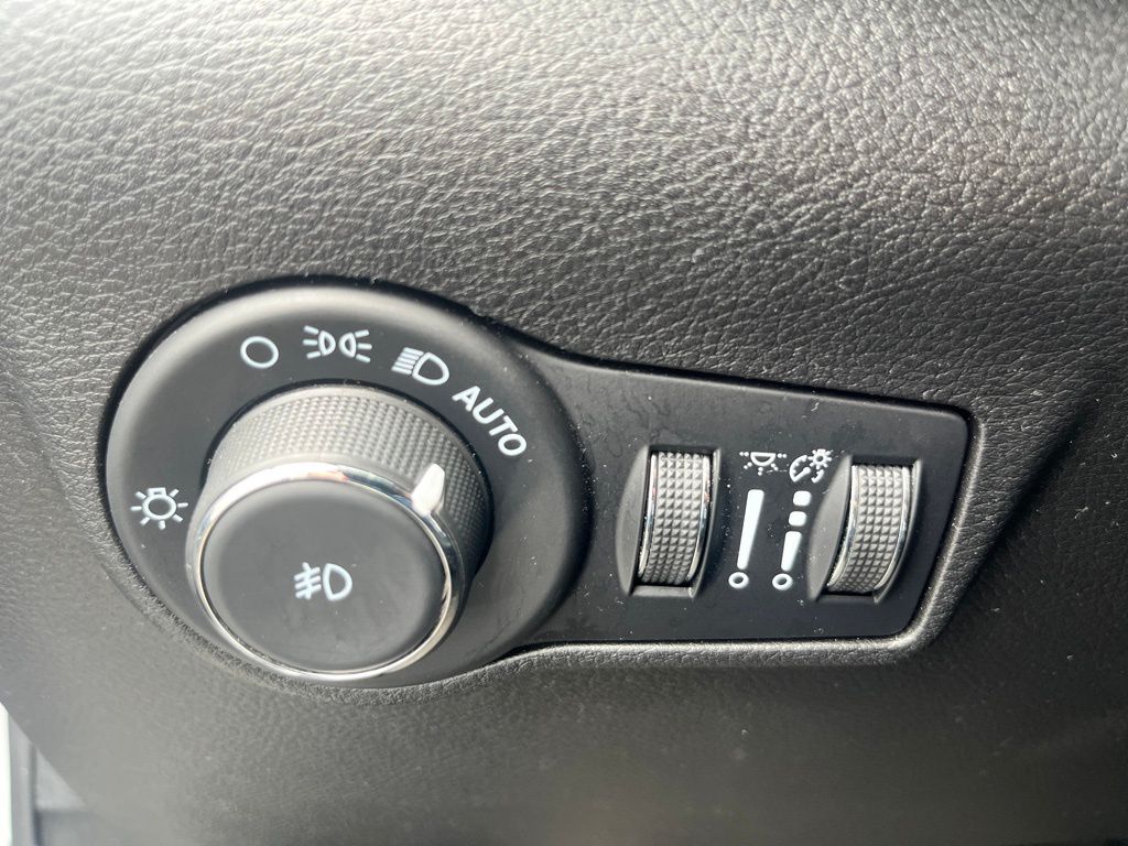 2022 Jeep Compass Trailhawk 14