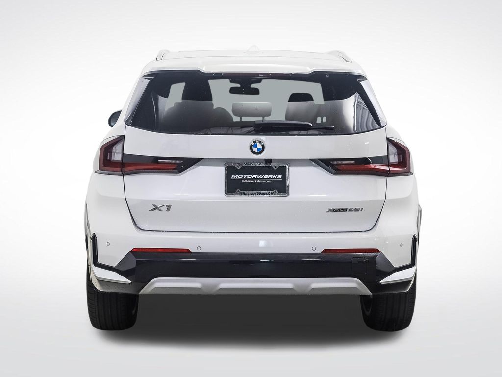 Thumbnail: 2026 BMW X1 - 4