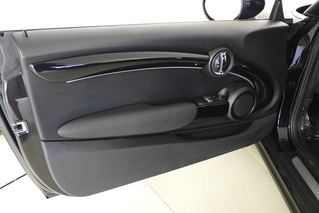 Thumbnail: 2023 MINI Cooper - 11