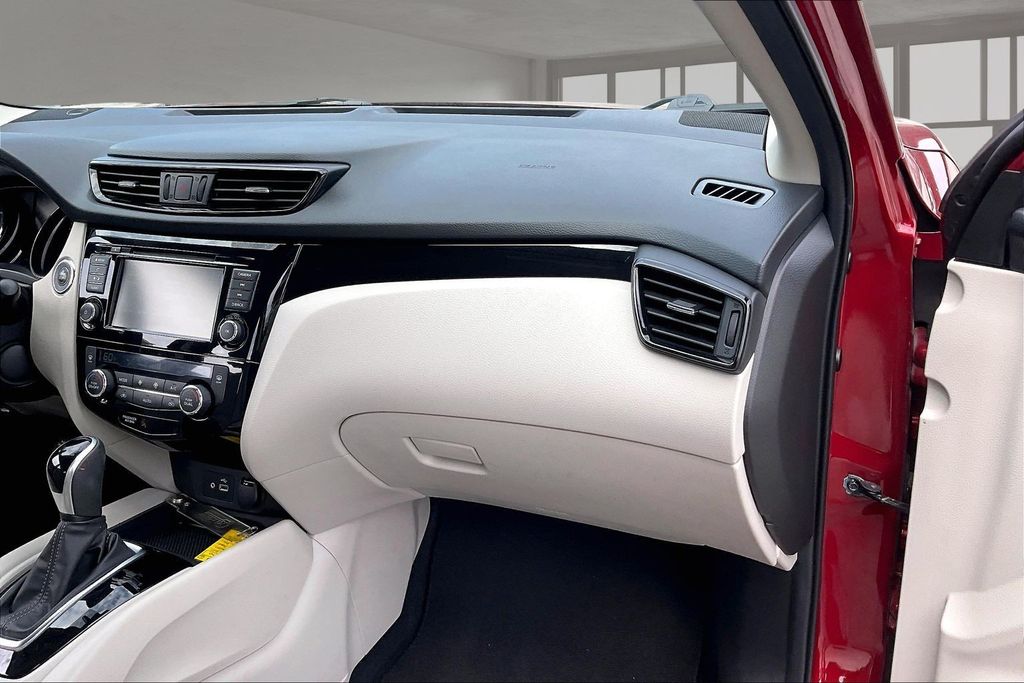Used 2020 Nissan Rogue Sport SUV