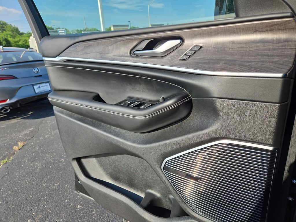 Used 2021 Jeep Grand Cherokee L For Sale in Fort Wayne, IN