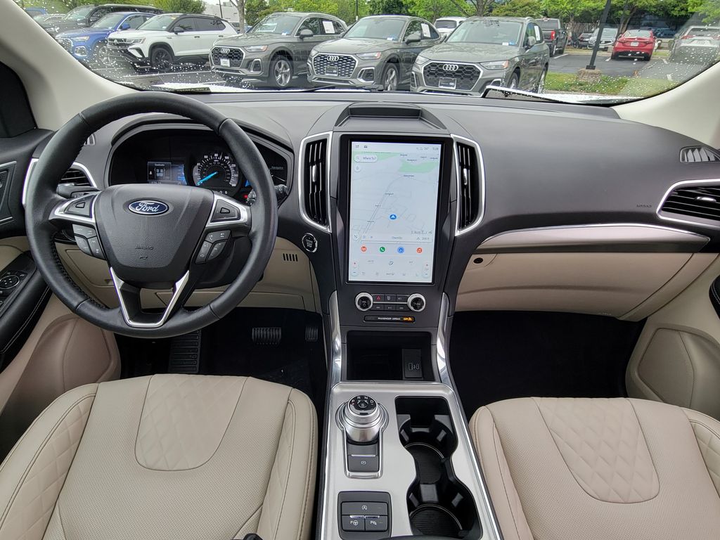 Thumbnail: 2024 Ford Edge - 18