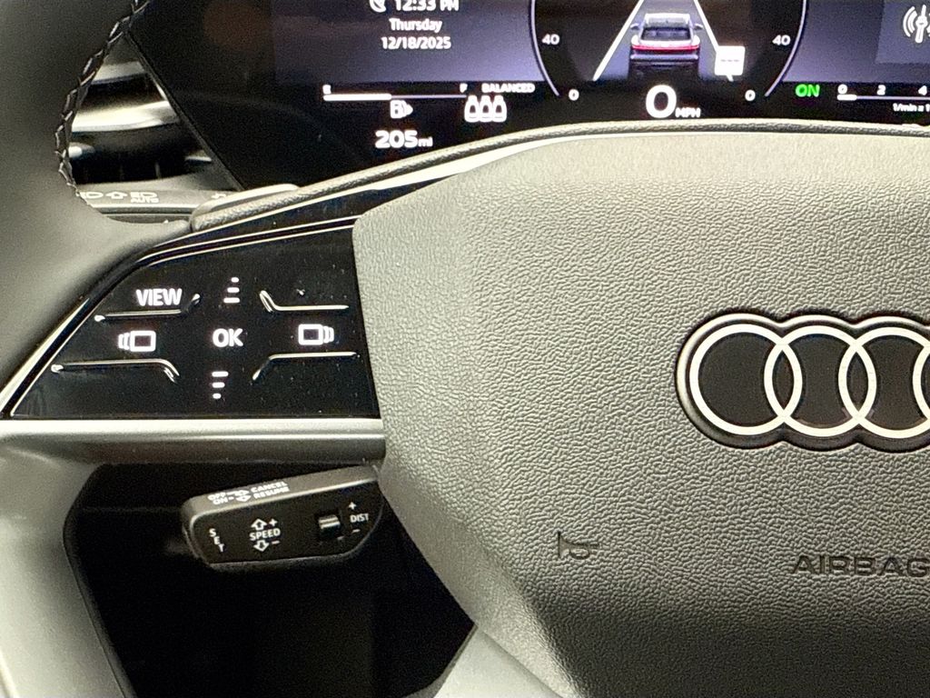 Thumbnail: 2025 Audi Q5 - 11