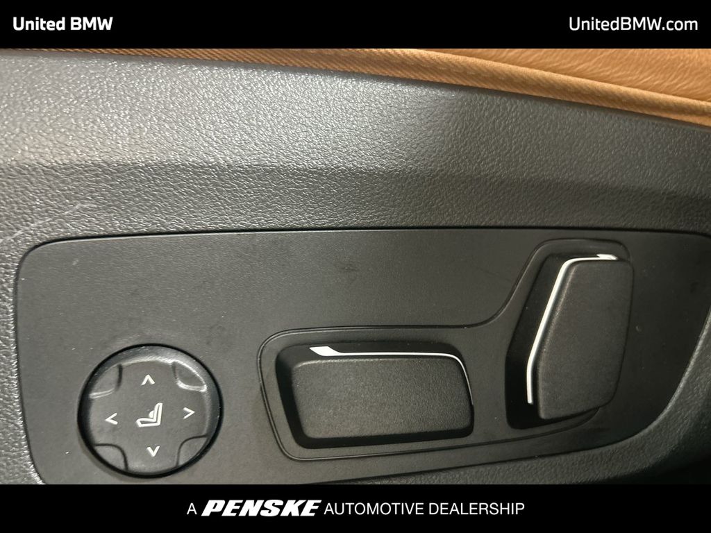 Thumbnail: 2024 BMW X4 - 12