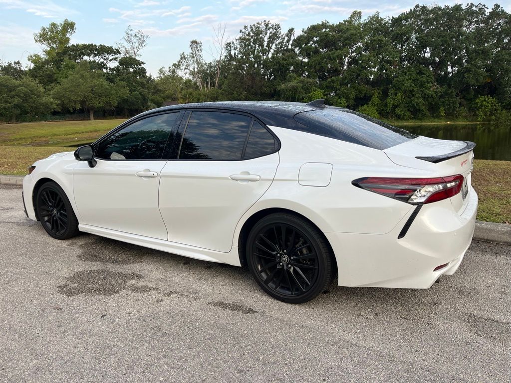 2022 Toyota Camry XSE 3