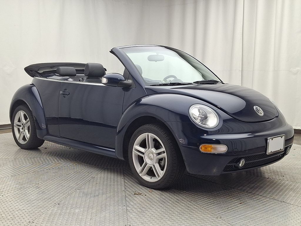 Thumbnail: 2004 Volkswagen Beetle - 3