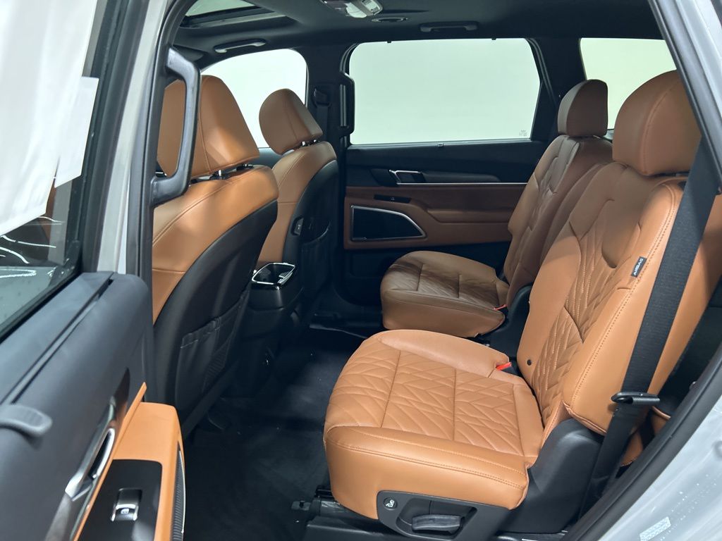 new 2025 Kia Telluride car, priced at $46,630