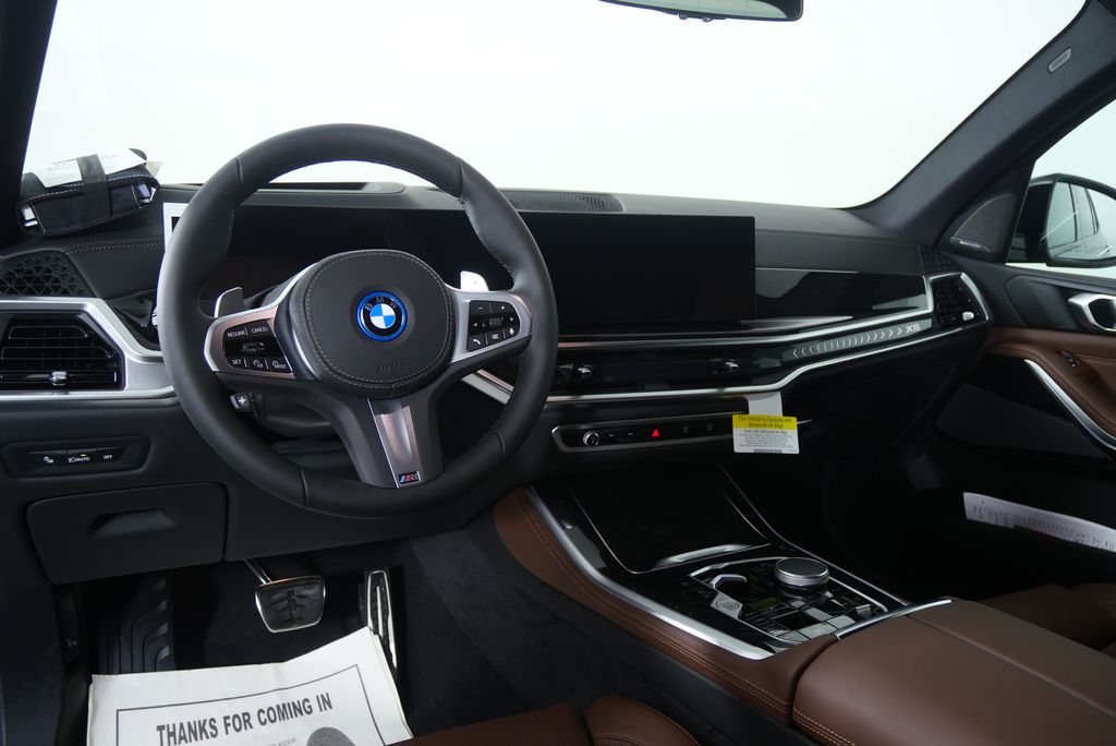 Thumbnail: 2026 BMW X5 - 16