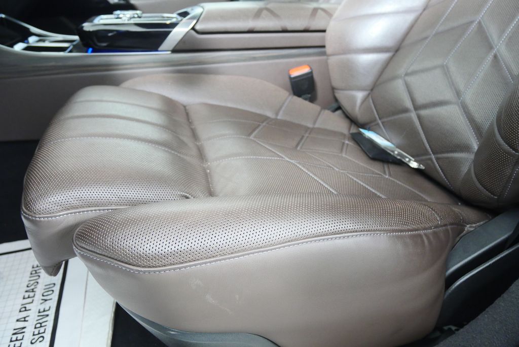 Thumbnail: 2023 BMW 7 Series - 9