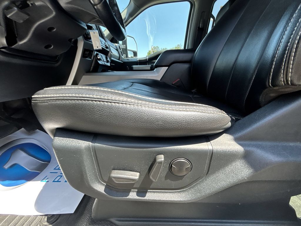 Used 2021 White Metallic Ford Lariat image 14