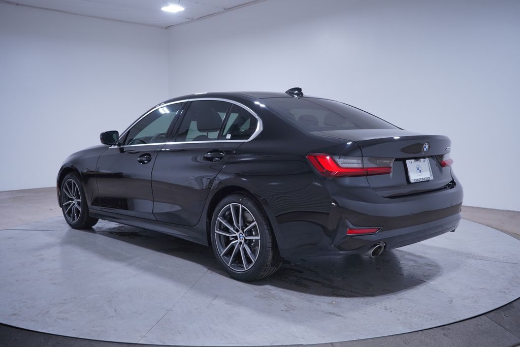 2022 BMW 3 Series 330i 3