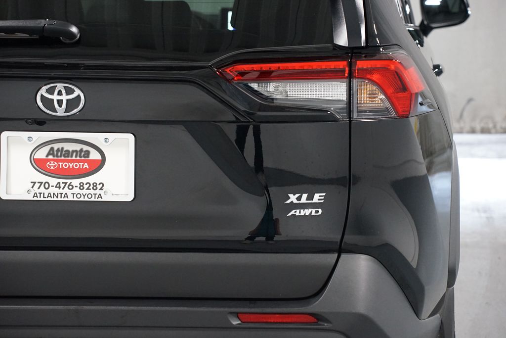 Thumbnail: 2025 Toyota RAV4 - 10