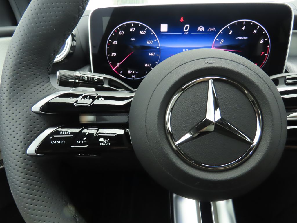 2025 Mercedes-Benz GLC 300 12