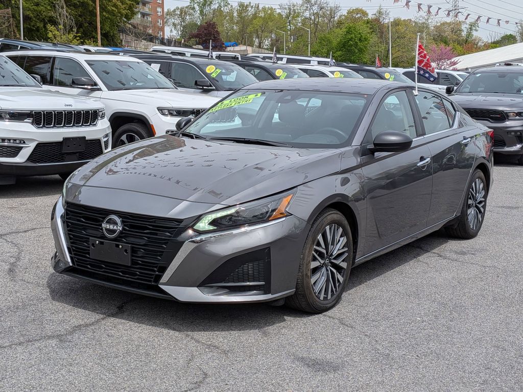 2025 Nissan Altima