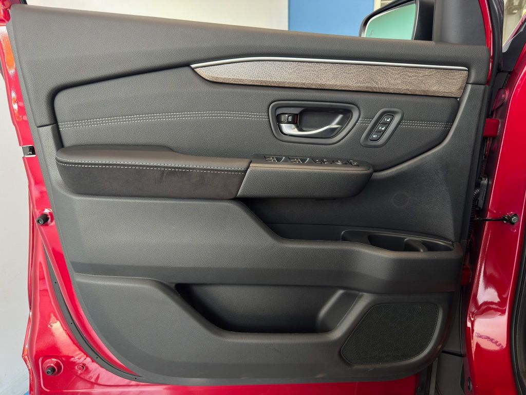 2026 Honda Pilot Elite Red at Community Honda