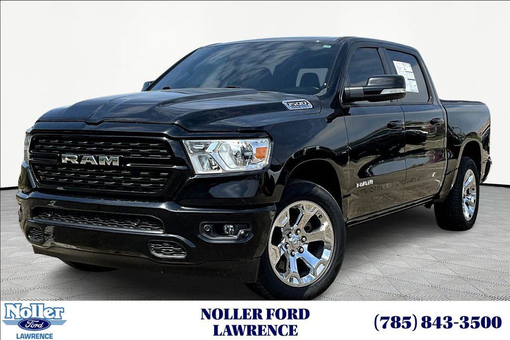 Diamond Black Crystal Pearlcoat 2022 RAM 1500 Big Horn Crew Cab 4WD Pickup Truck Four-Wheel Drive 8-Speed Automatic