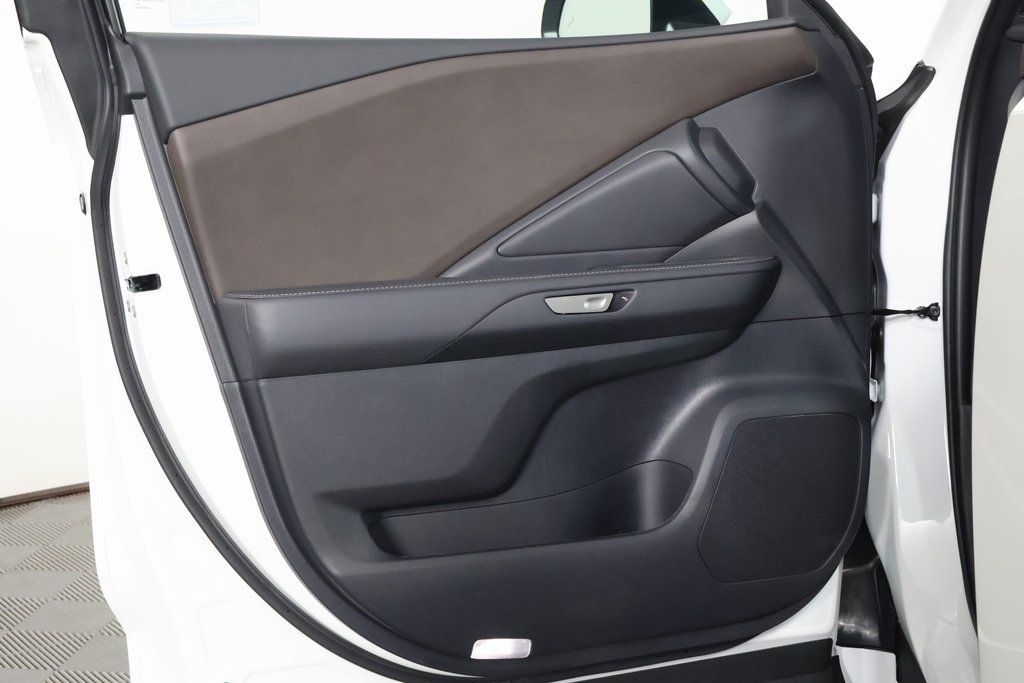 Thumbnail: 2026 Lexus TX - 8