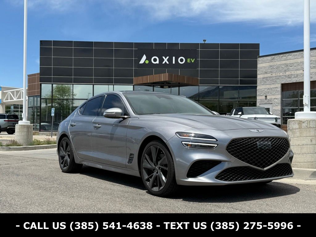 2023 Genesis G70 2.0T RWD